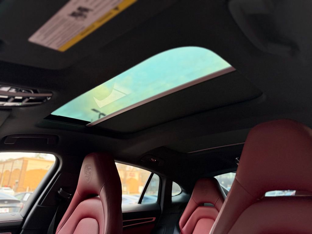 Used 2023 Porsche Panamera Platinum Edition image 55