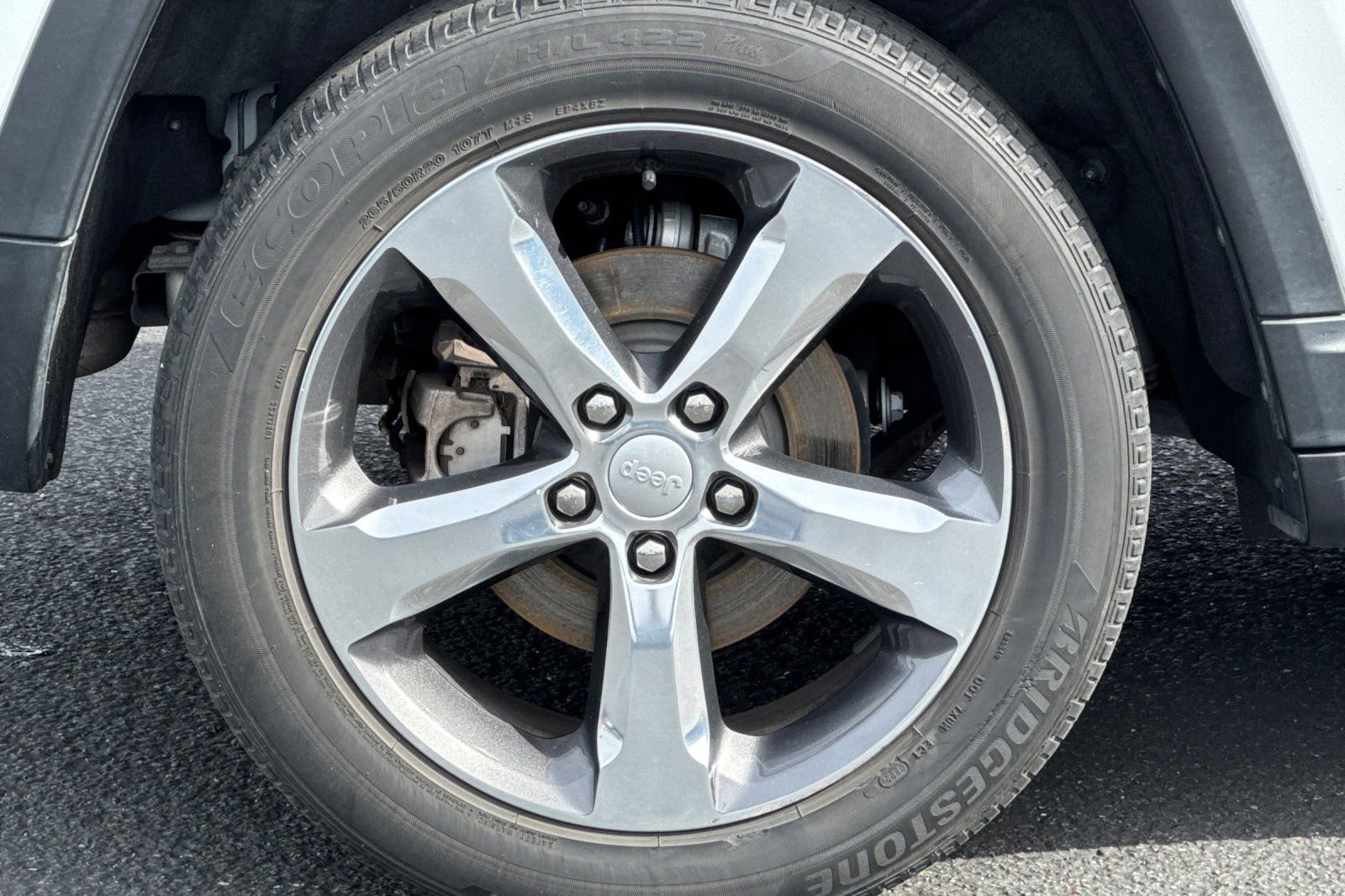 Used 2022 Jeep Grand Cherokee Limited image 42