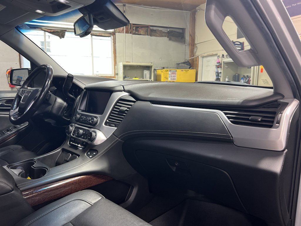 Certified 2018 GMC Yukon SLT w/ Open Road Package image 33