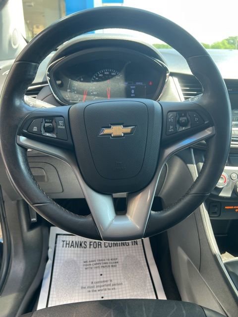 Used 2019 Chevrolet Trax LT w/ LT Convenience Package FWD image 21