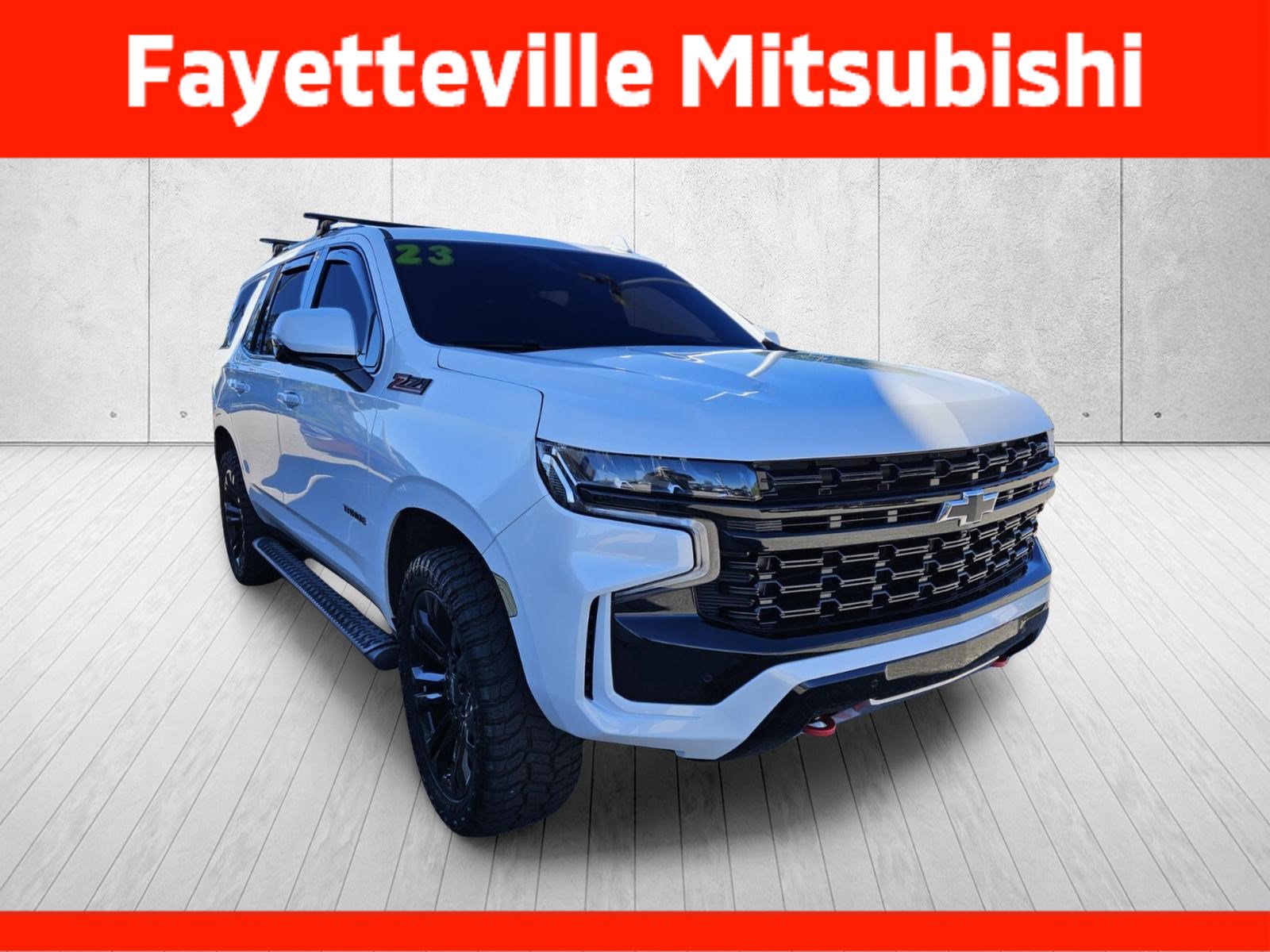 Used 2023 Chevrolet Tahoe Z71 w/ Luxury Package AWD/4WD image 2