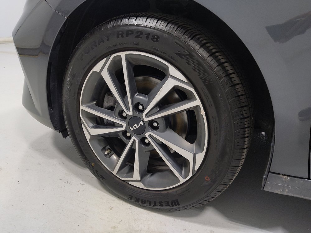 Used 2023 Kia Forte LXS w/ LXS Technology Package FWD image 31