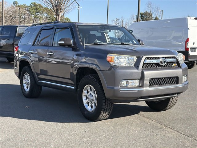 Used 2013 Toyota 4Runner SR5 image 14