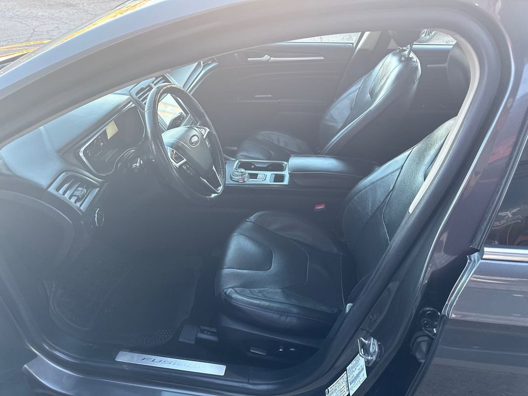 Used 2020 Ford Fusion Titanium AWD/4WD image 10