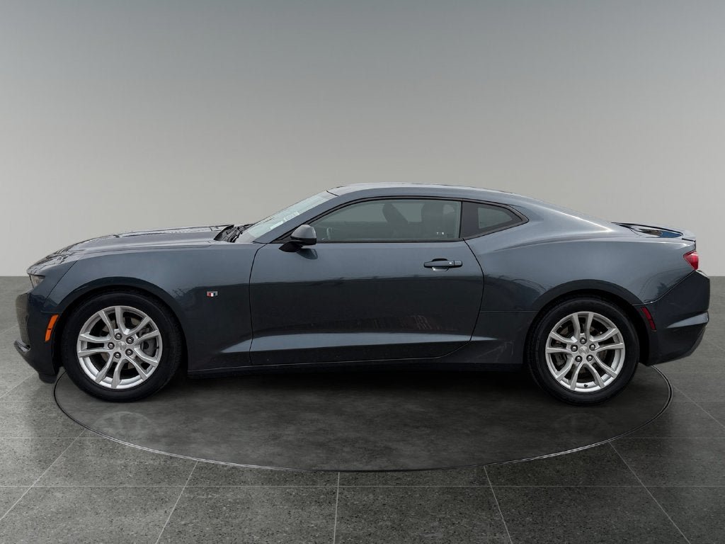 Used 2022 Chevrolet Camaro LS RWD image 6