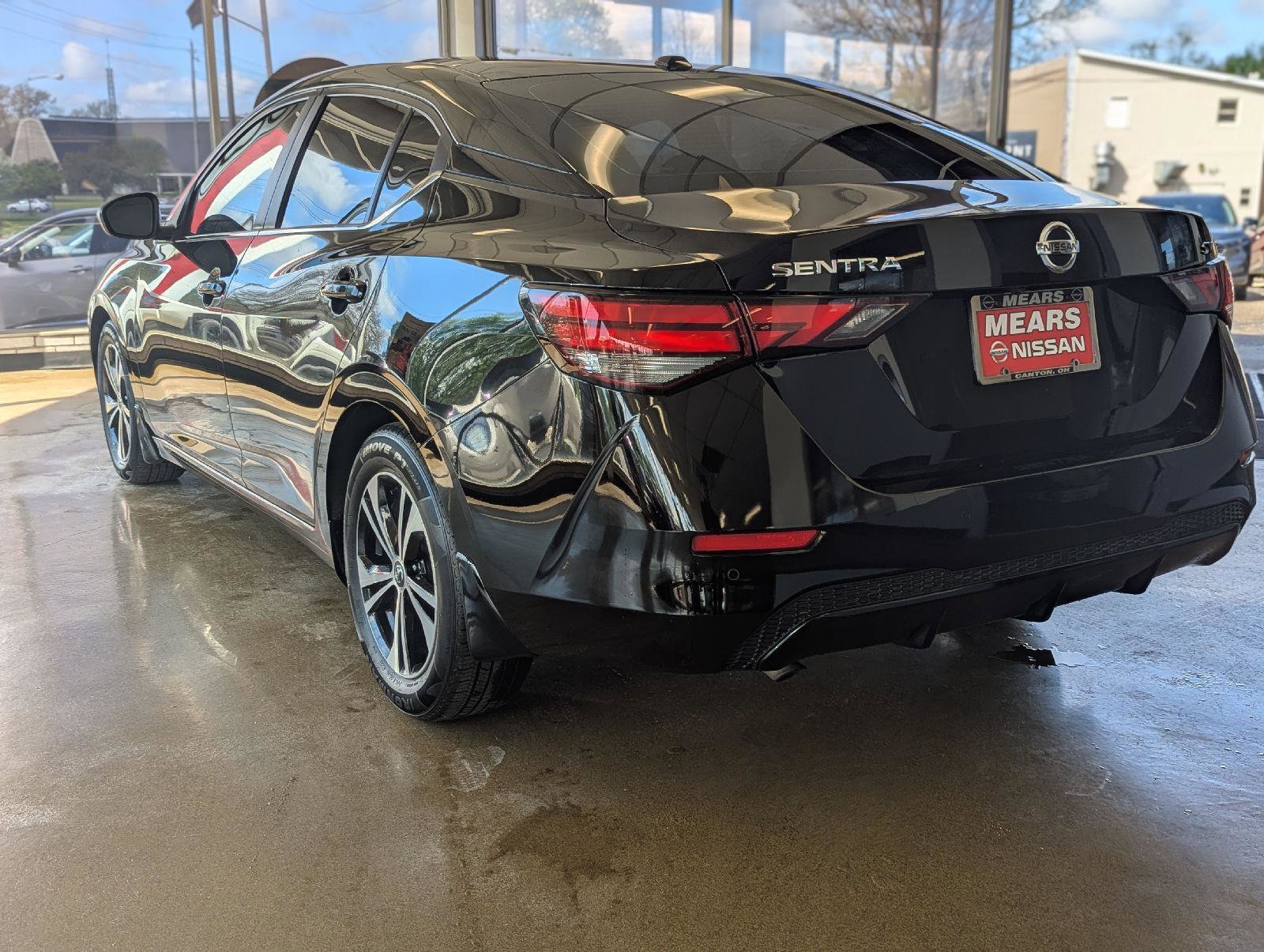 Used 2023 Nissan Sentra SV w/ All-Weather Package FWD image 5