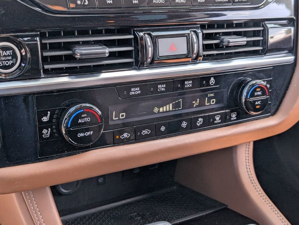 Used 2023 Nissan Pathfinder Platinum w/ Cargo Package image 19