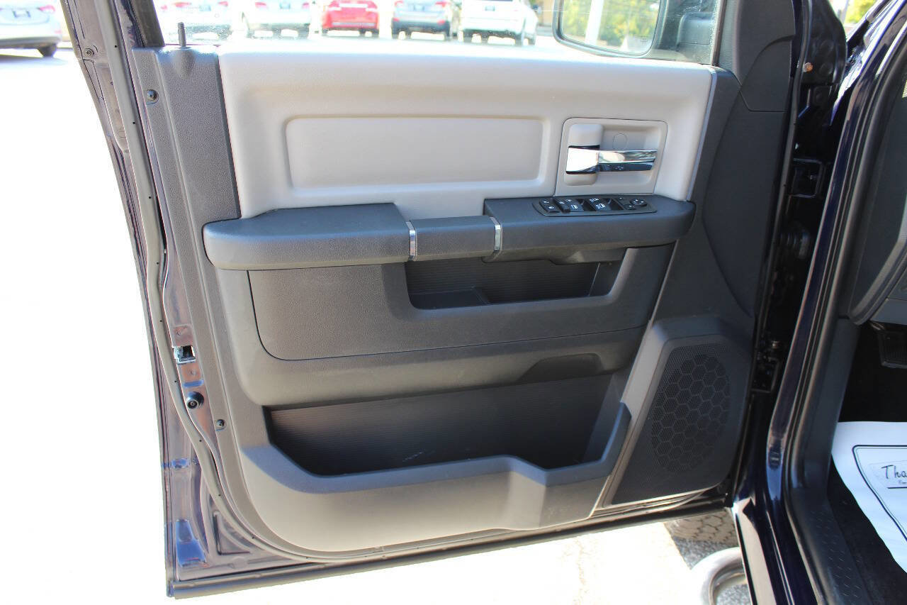 Used 2012 RAM 1500 Big Horn w/ Remote Start & Security Group image 19