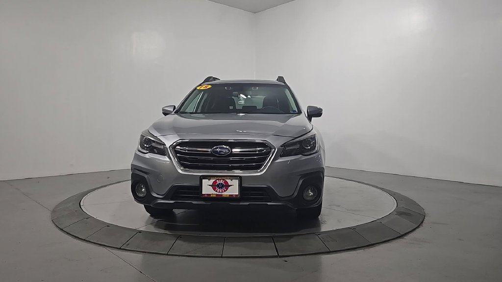 Used 2018 Subaru Outback 3.6R Limited AWD/4WD image 9