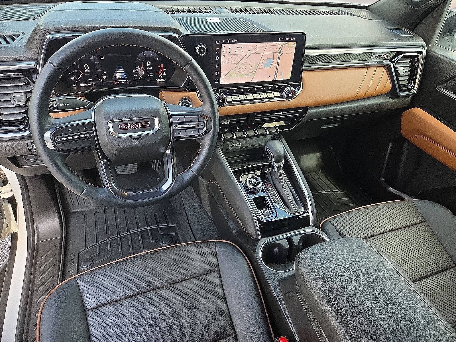 Used 2025 GMC Canyon AT4 w/ Nightfall Edition AWD/4WD image 6