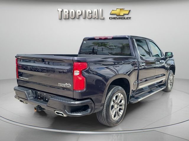 Used 2023 Chevrolet Silverado 1500 High Country w/ Technology Package image 3