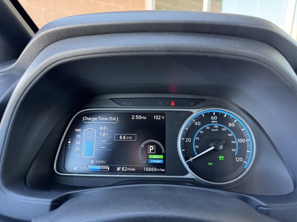 Used 2022 Nissan Leaf SV image 18