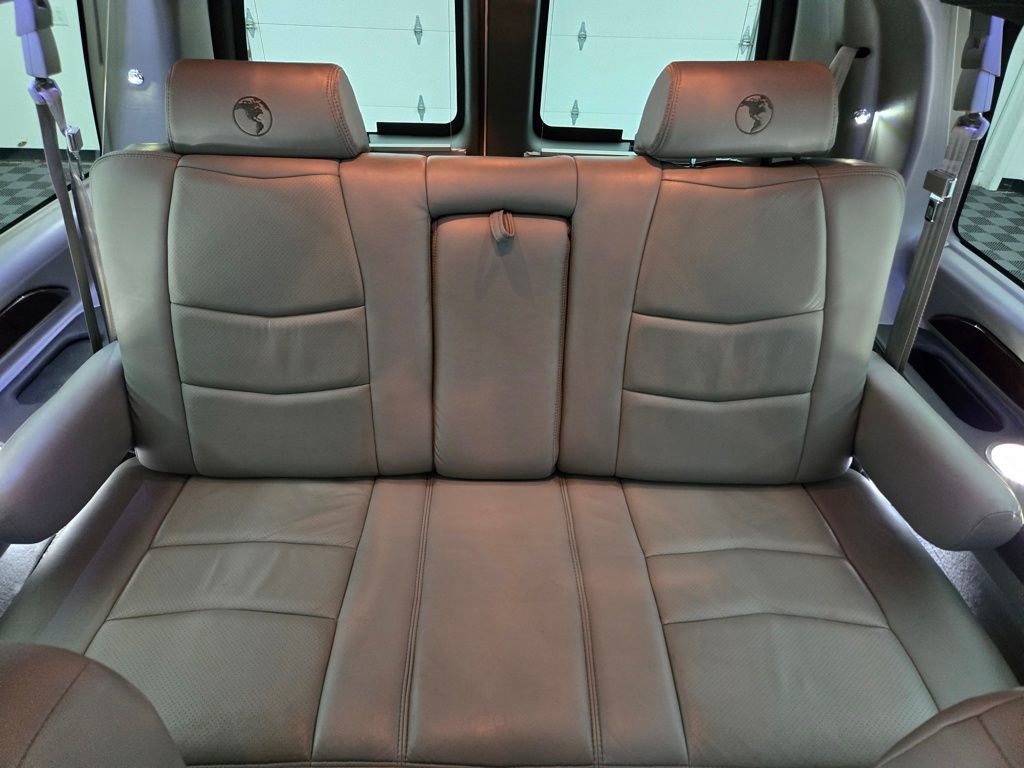 Used 2020 GMC Savana 2500 Explorer Limited SE image 45
