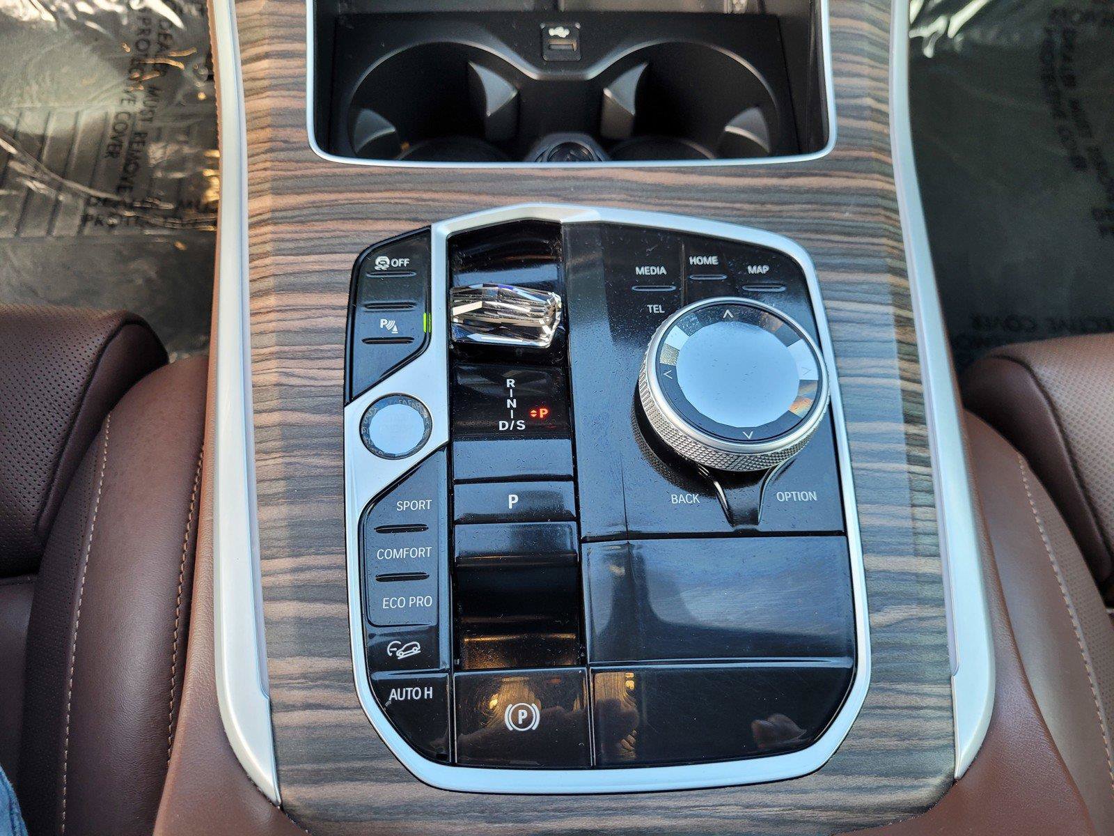 Used 2024 BMW X5 M60i AWD/4WD image 25