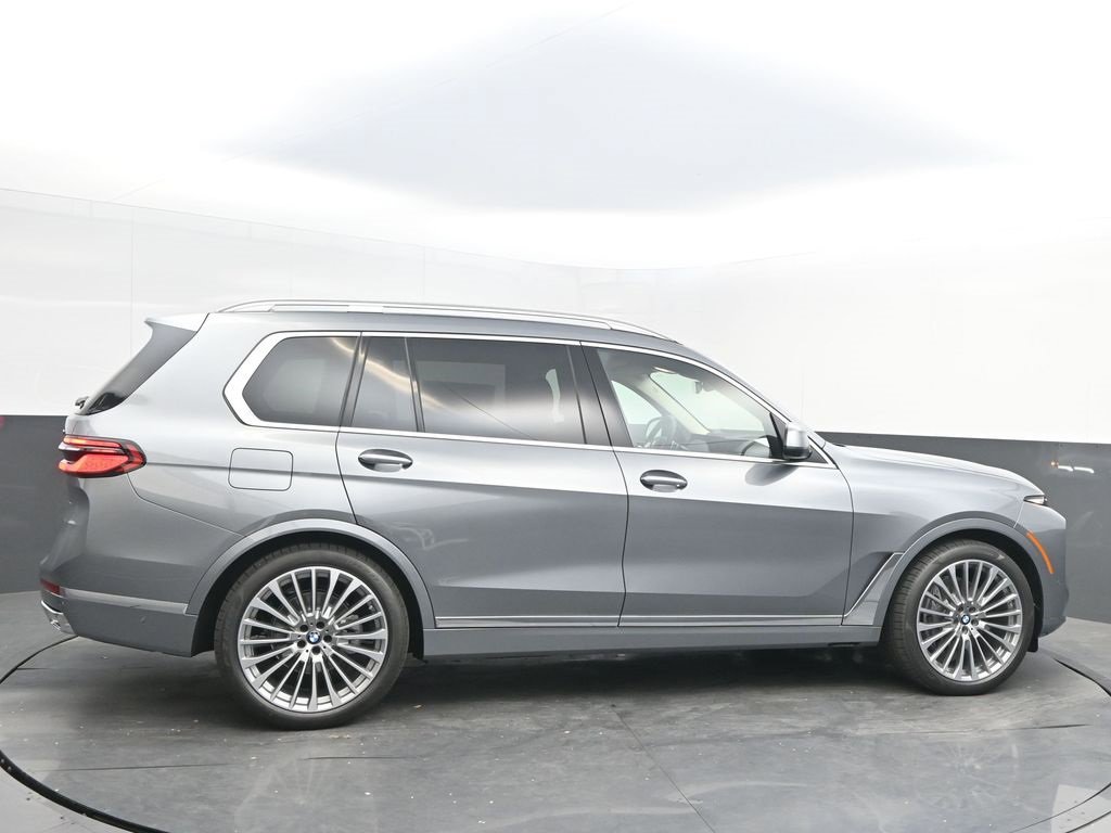 New 2026 BMW X7 xDrive40i image 8