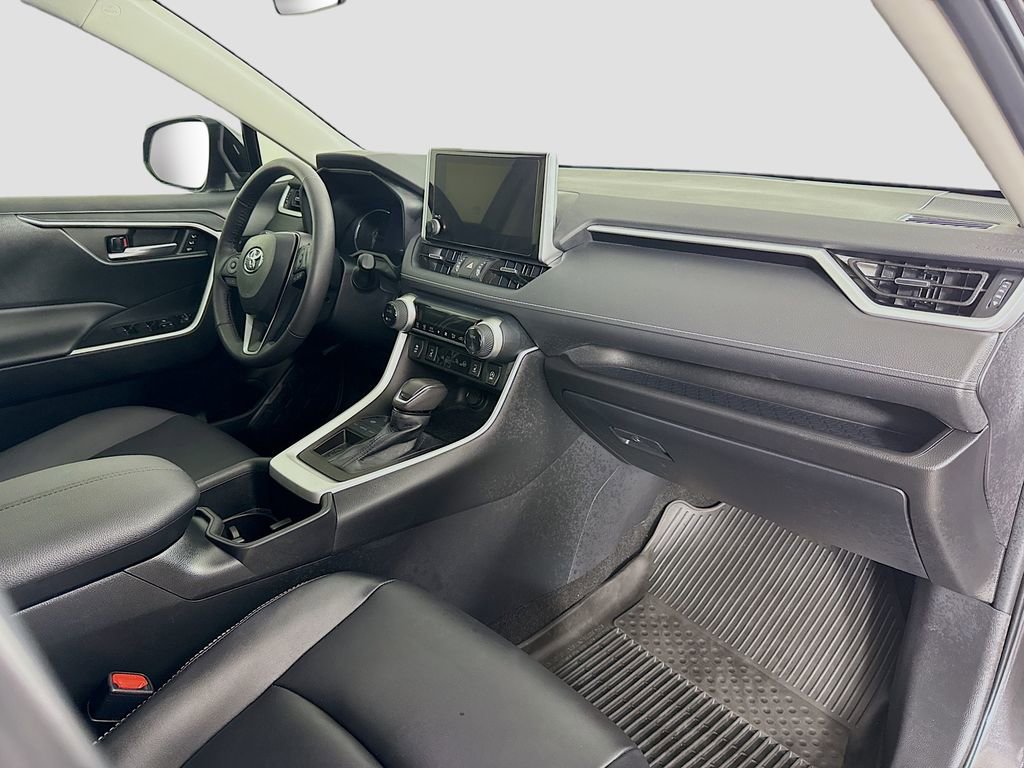 Used 2023 Toyota RAV4 XLE Premium FWD image 22