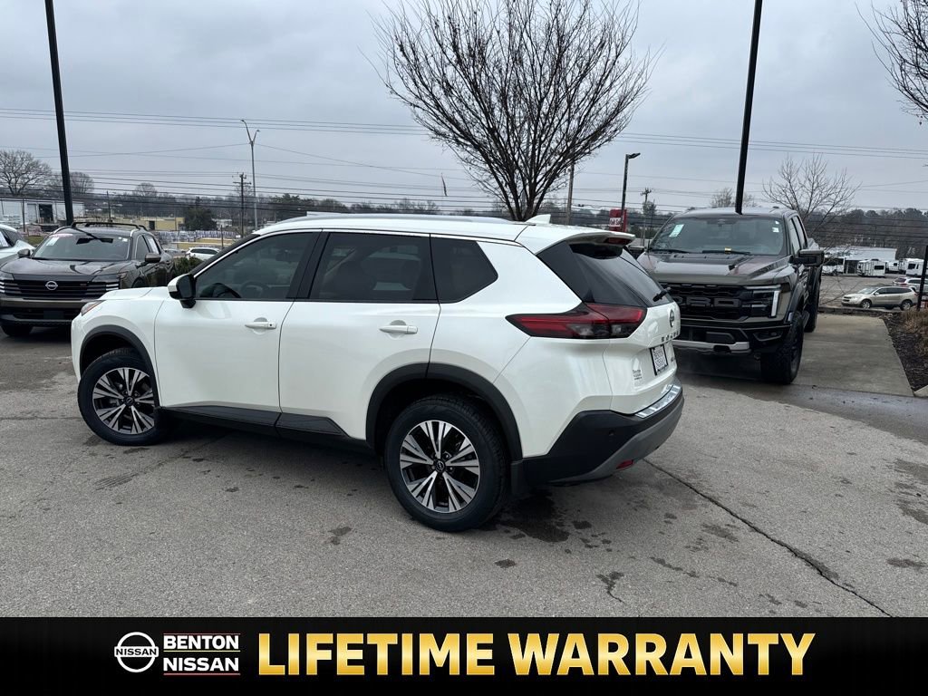 Certified 2023 Nissan Rogue SV w/ SV Premium B Package image 6