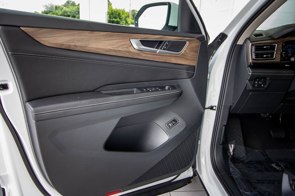 New 2026 Volkswagen Atlas SE image 26