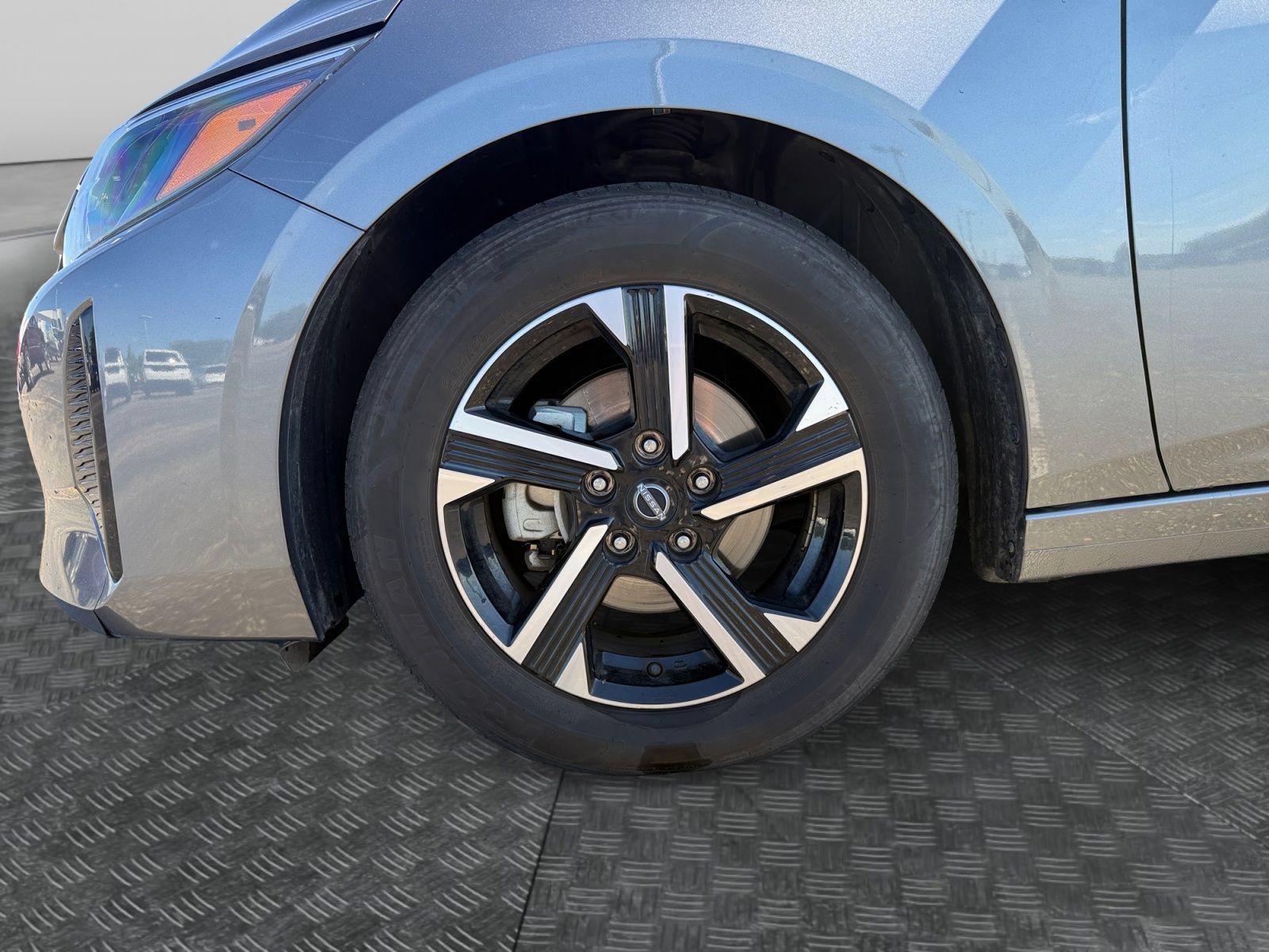 Used 2024 Nissan Sentra SV FWD image 18