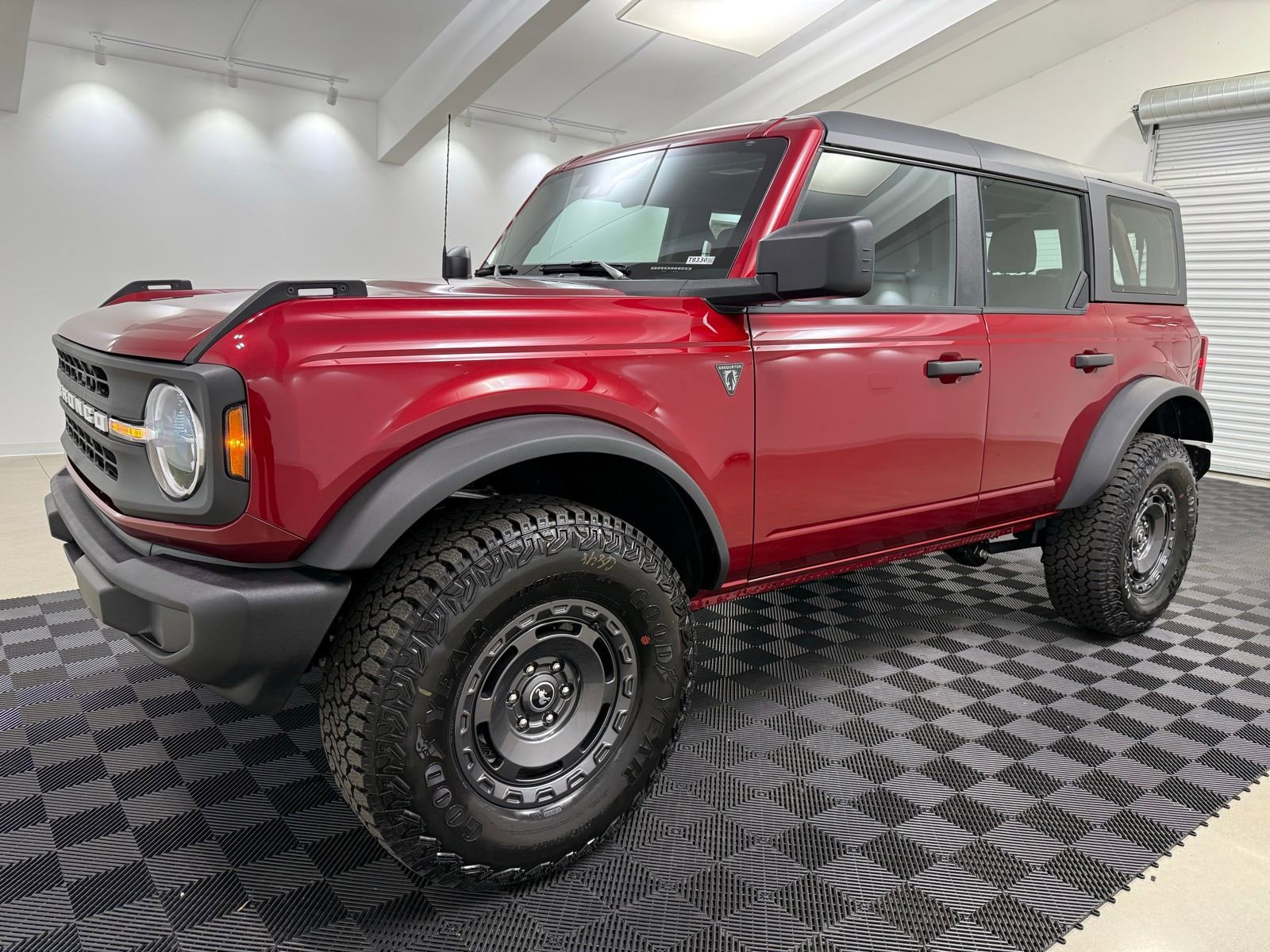 New 2025 Ford Bronco 4-Door w/ Sasquatch Package image 3