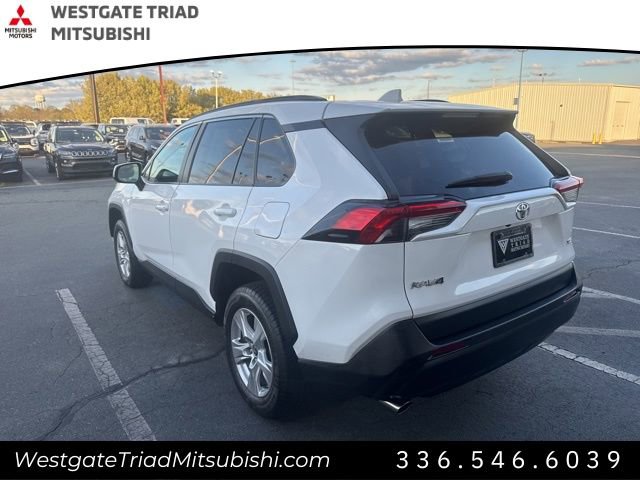 Used 2021 Toyota RAV4 XLE image 8