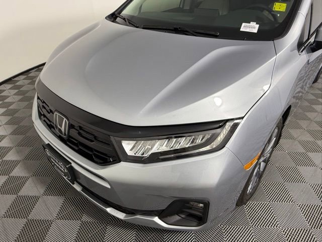 Used 2026 Honda Odyssey Touring image 10