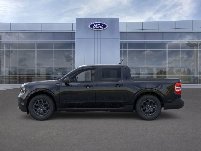 New 2026 Ford Maverick XLT image 3