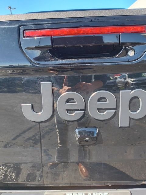 Used 2022 Jeep Gladiator Overland AWD/4WD image 30