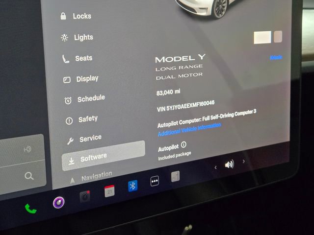 Used 2021 Tesla Model Y Long Range AWD/4WD image 32