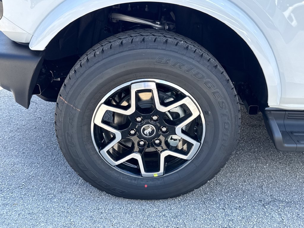 New 2026 Ford Bronco Outer Banks AWD/4WD image 10