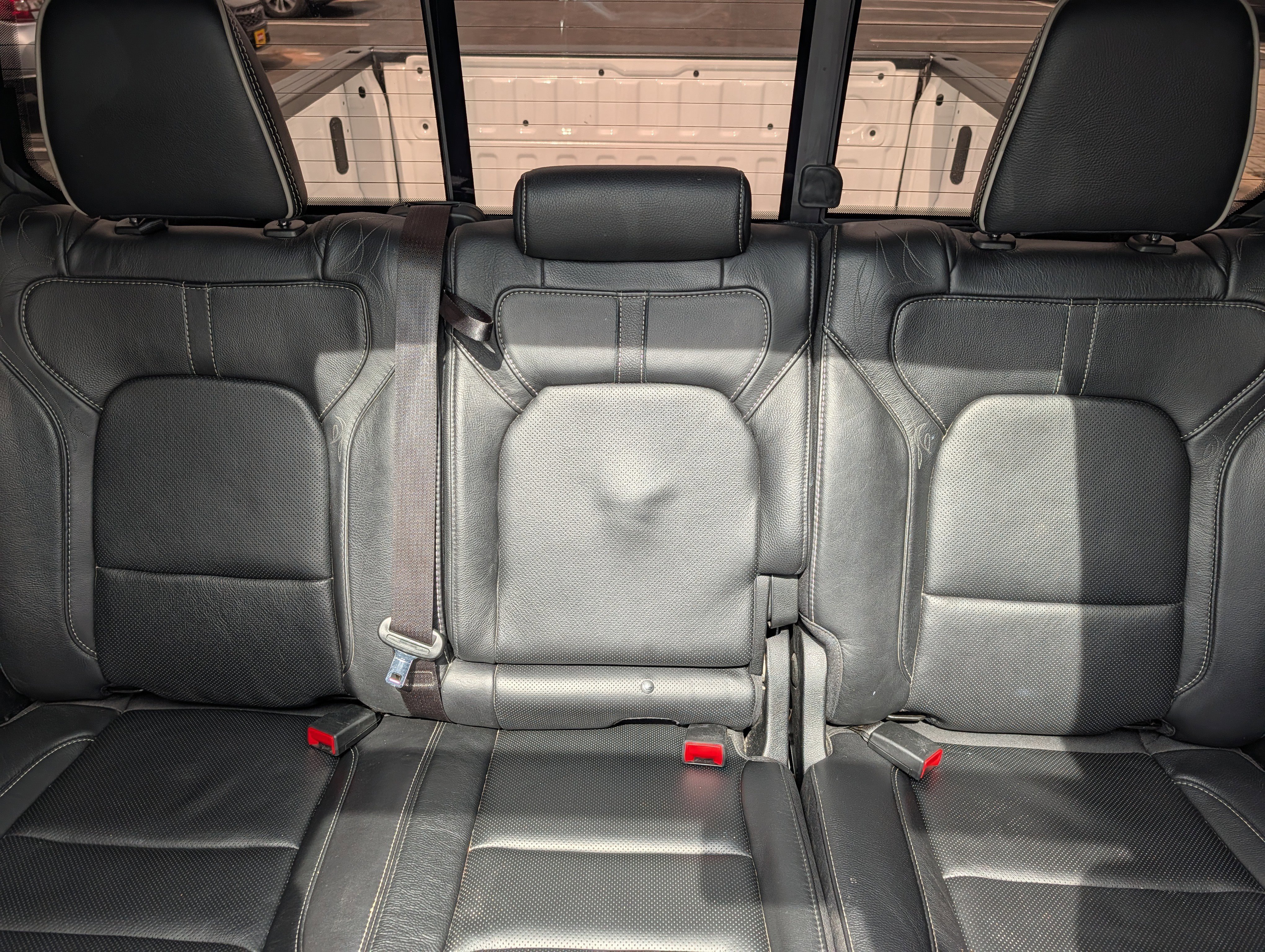 Used 2024 RAM 1500 Limited w/ Body Color Bumper Group AWD/4WD image 14