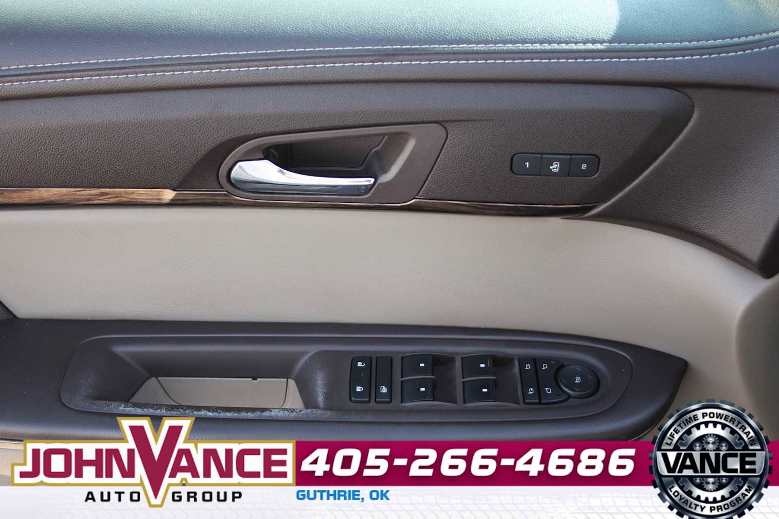 Used 2015 GMC Acadia Denali image 31