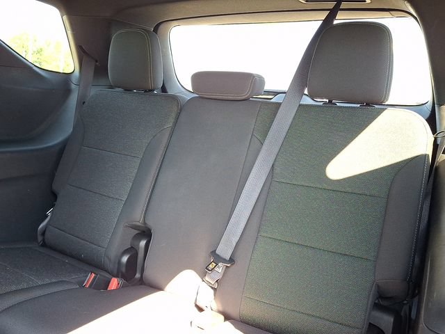 Used 2024 Chevrolet Traverse LT FWD image 9