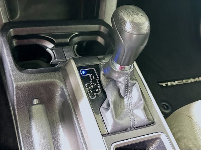 Used 2020 Toyota Tacoma SR5 image 16