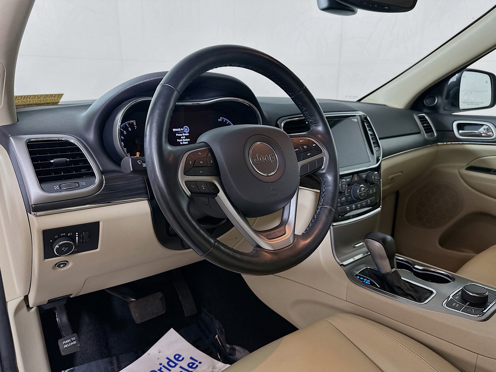 Used 2020 Jeep Grand Cherokee Limited image 9