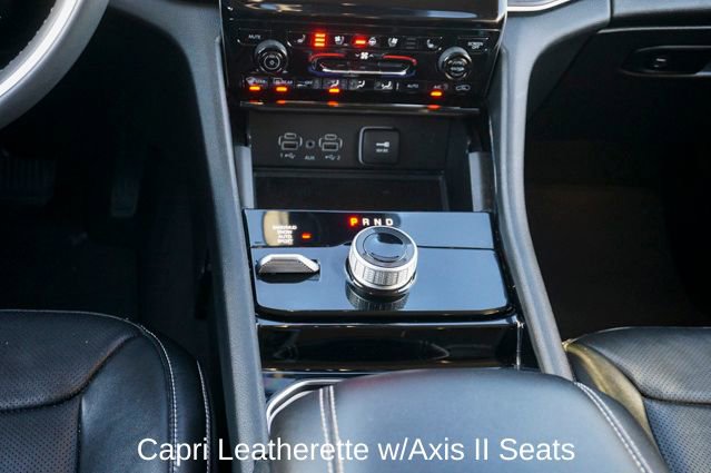 Used 2023 Jeep Grand Cherokee Limited w/ Luxury Tech Group II image 14