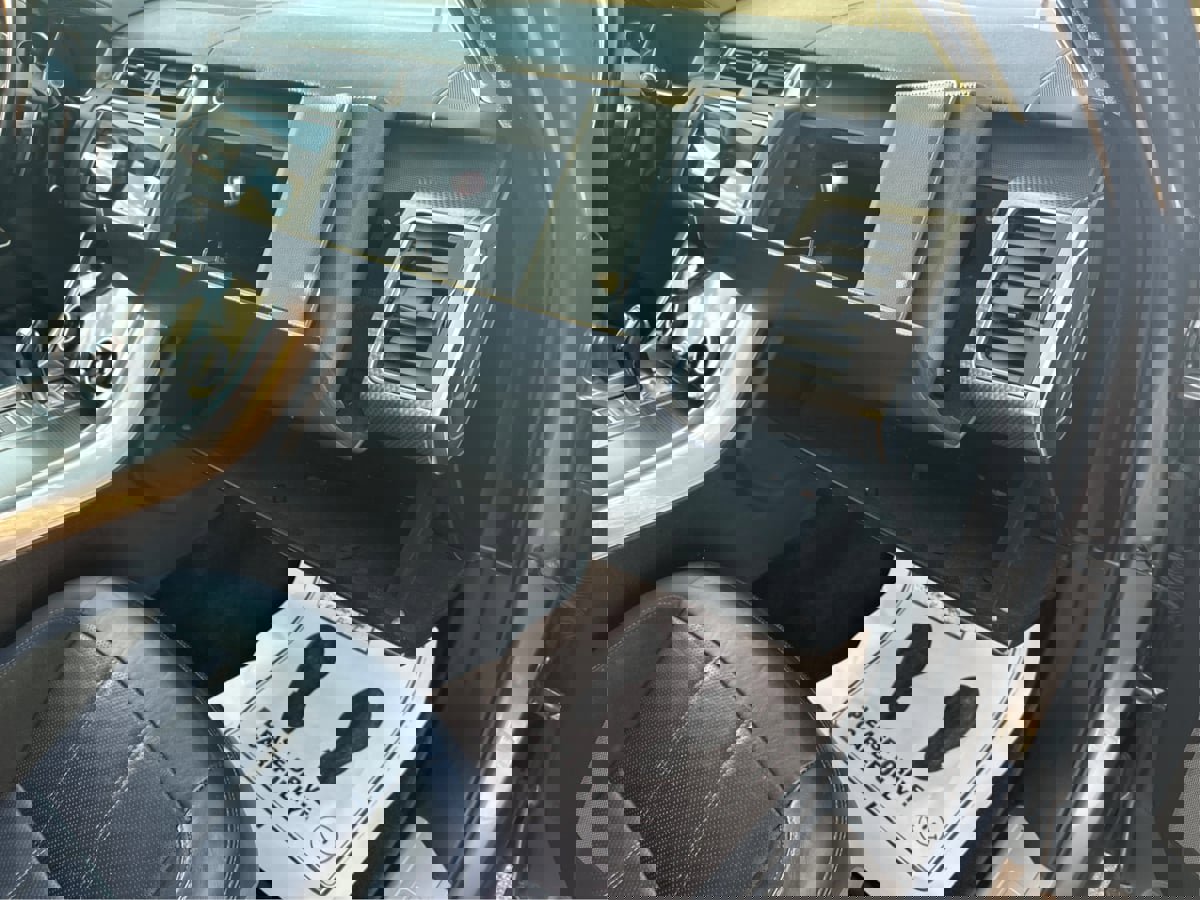 Used 2020 Land Rover Range Rover Sport HSE Dynamic image 50