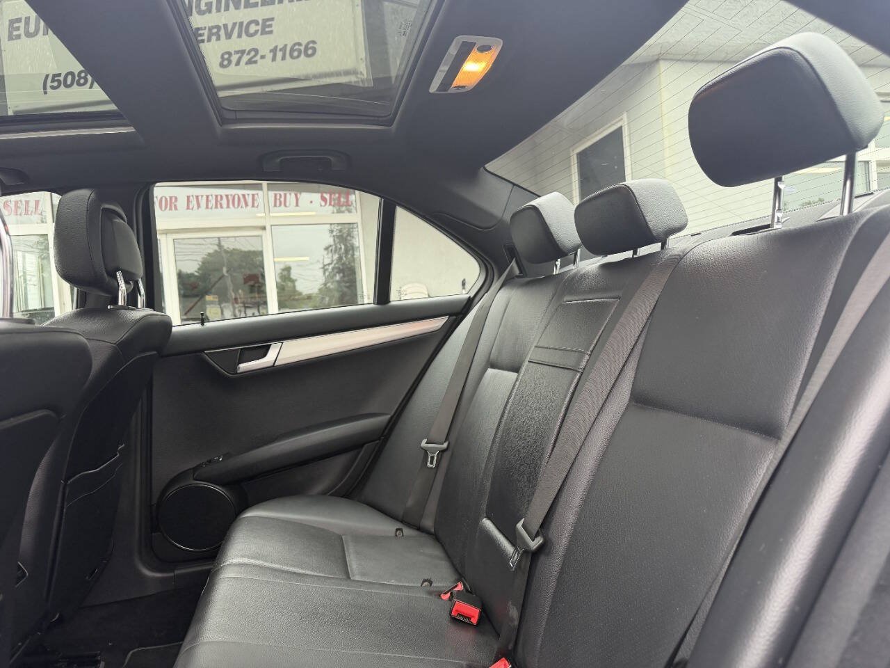Used 2013 Mercedes-Benz C 300 4MATIC Sedan image 21