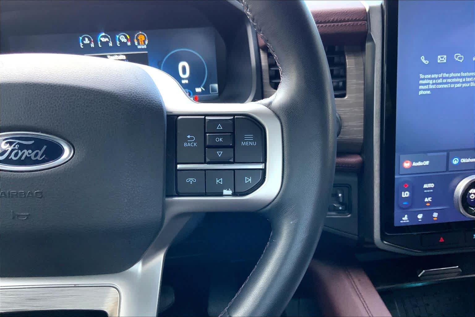 Used 2022 Ford Expedition Limited AWD/4WD image 25