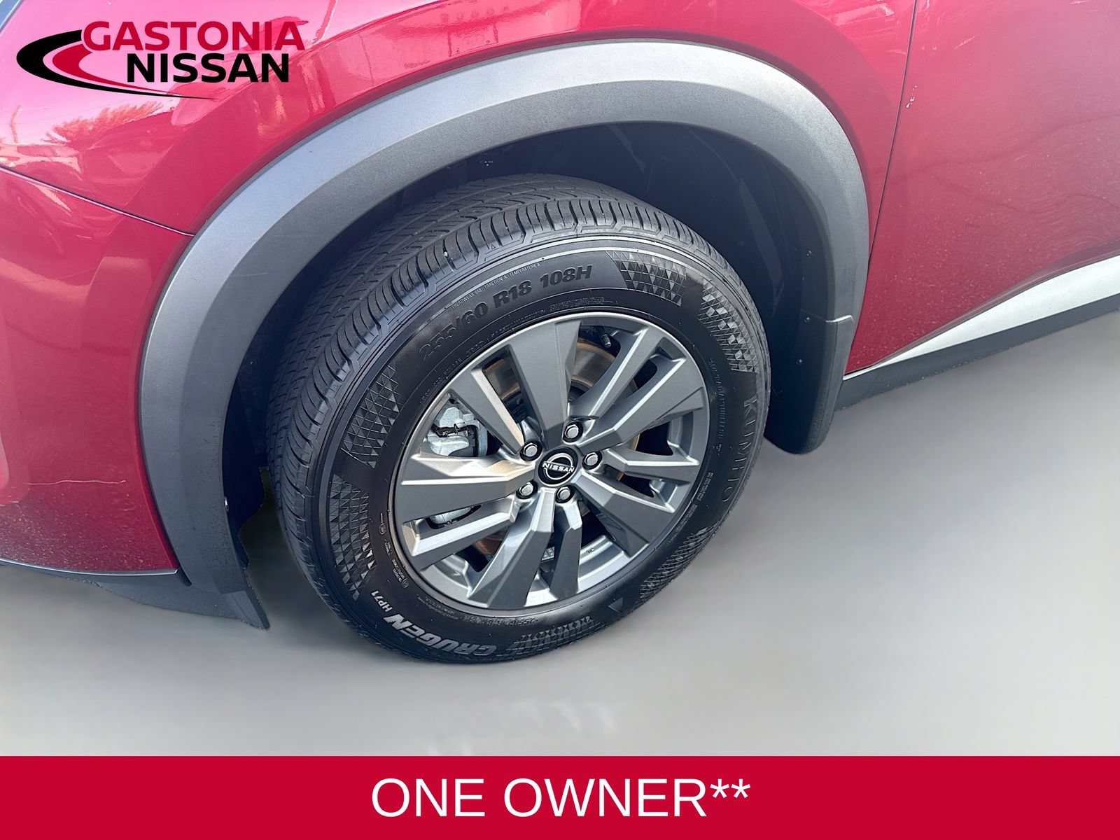 Used 2024 Nissan Pathfinder SV FWD video 3
