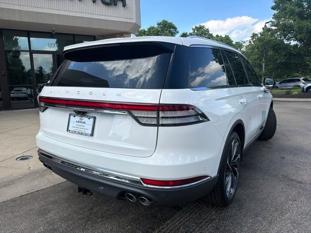 Used 2024 Lincoln Aviator Reserve w/ Equipment Group 201A AWD/4WD image 7