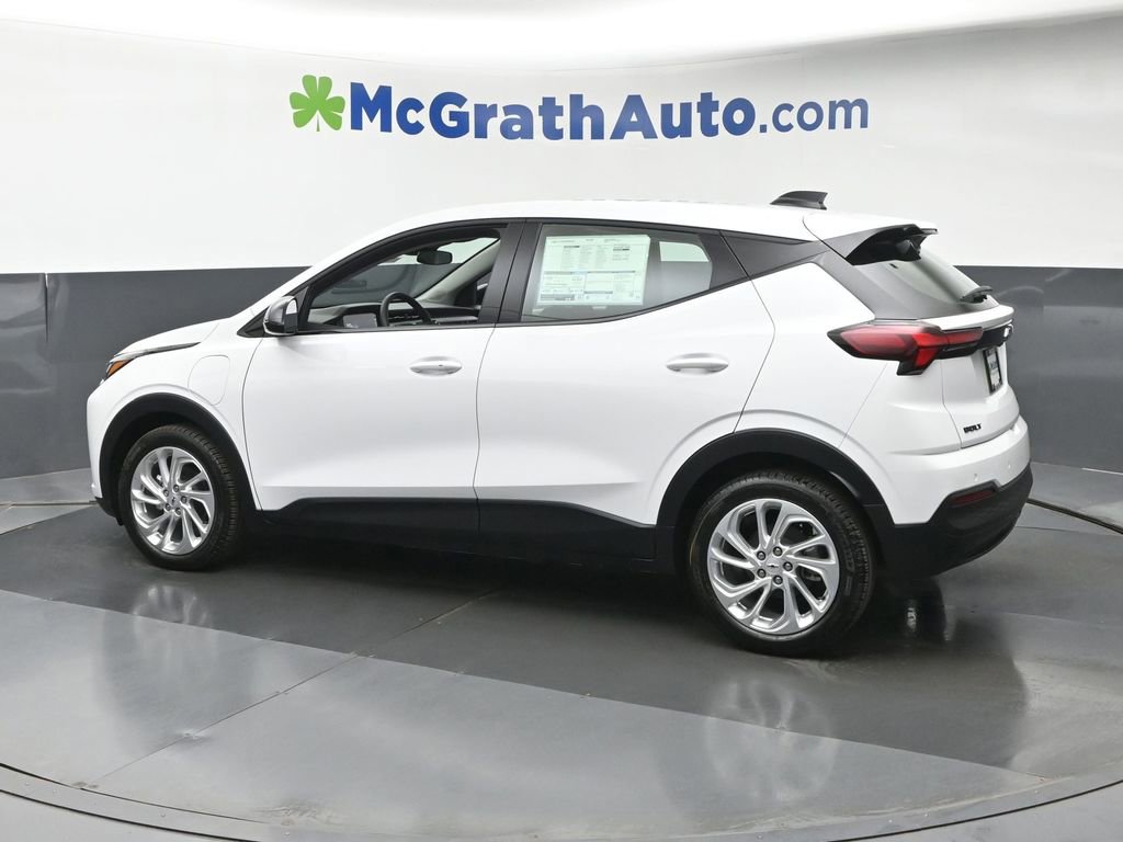 New 2027 Chevrolet Bolt LT FWD image 18