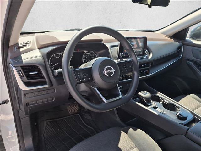 Used 2022 Nissan Rogue S AWD/4WD image 10