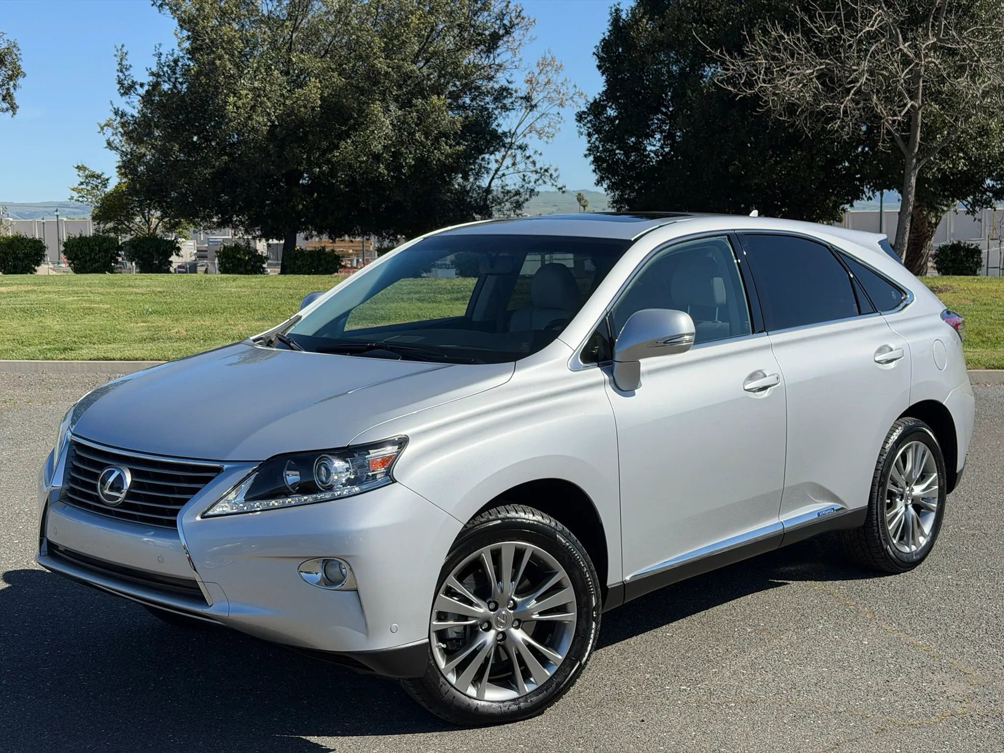 Used 2013 Lexus RX 450h FWD w/ Navigation Pkg image 1