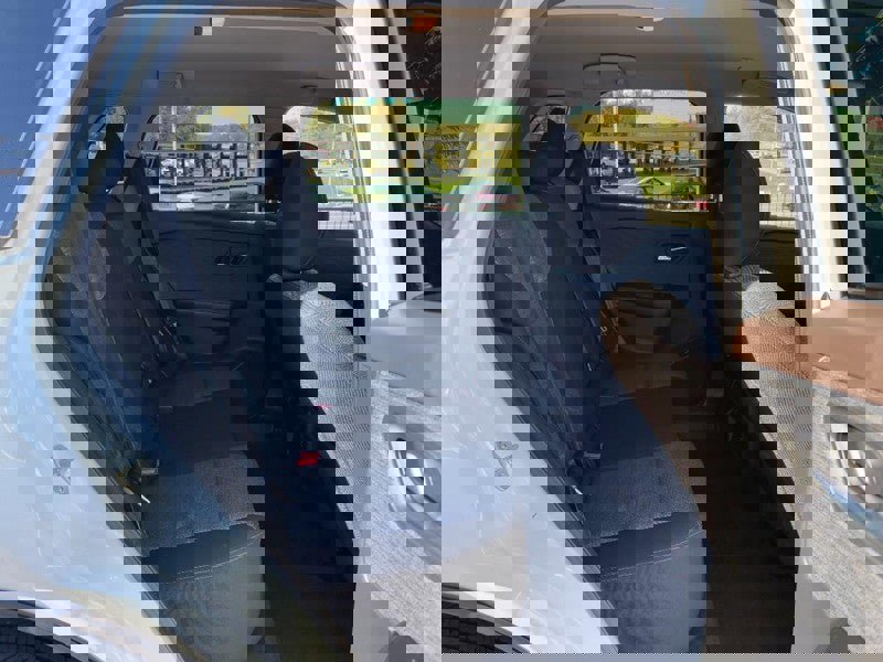 Used 2023 Nissan Rogue SV image 10