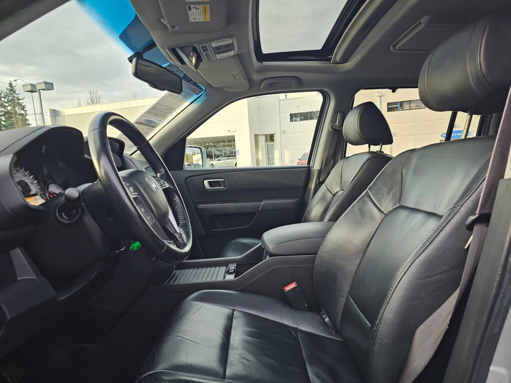 Used 2012 Honda Pilot Touring image 24