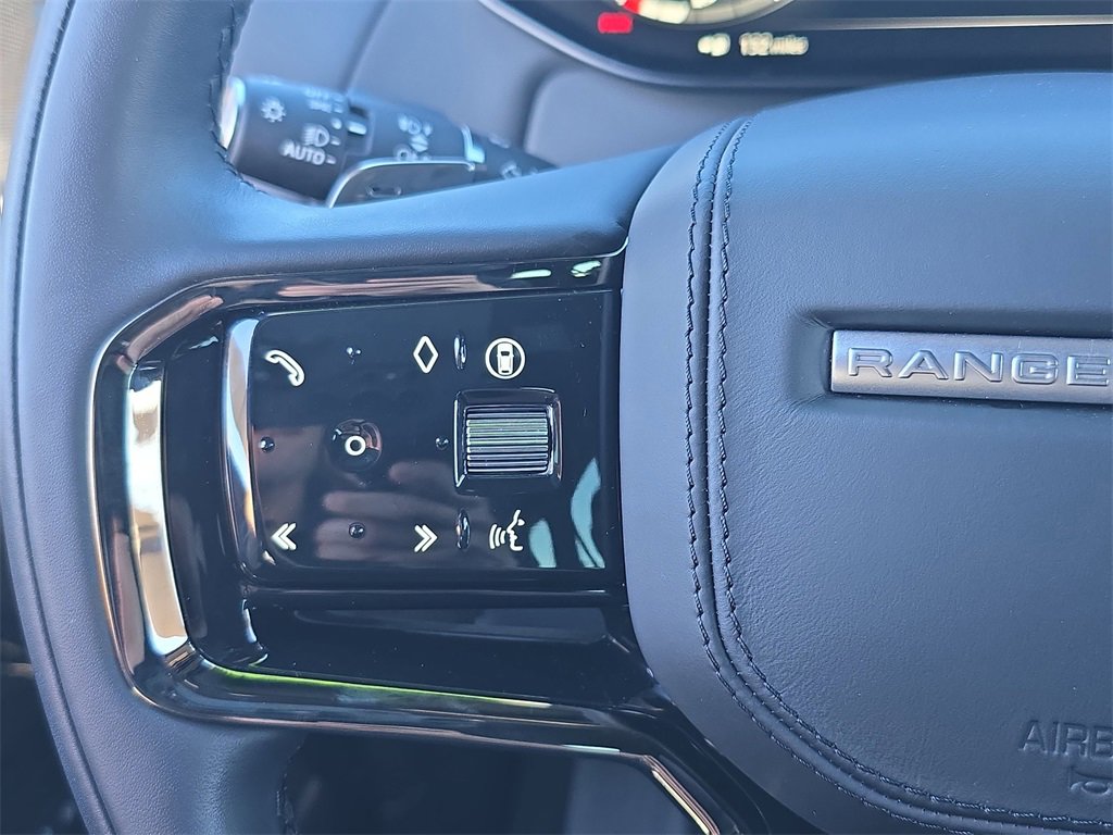 Certified 2025 Land Rover Range Rover Sport Dynamic SE image 18