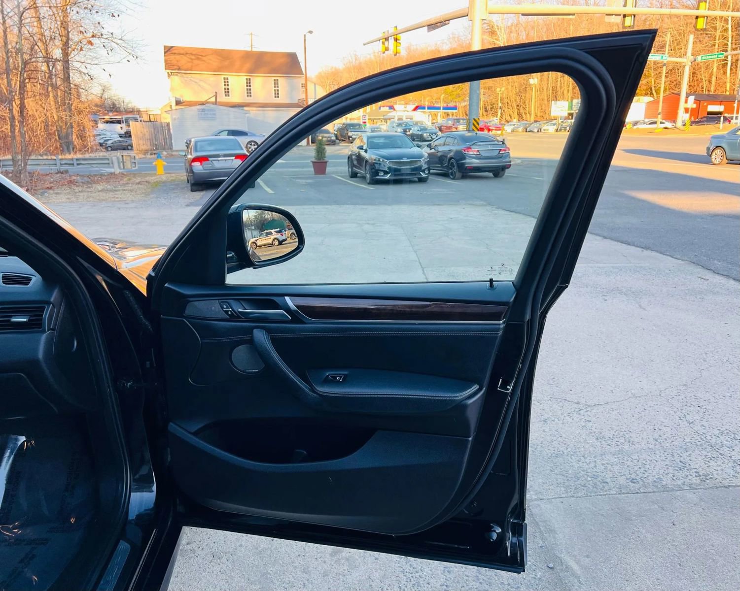 Used 2017 BMW X3 xDrive28i image 20