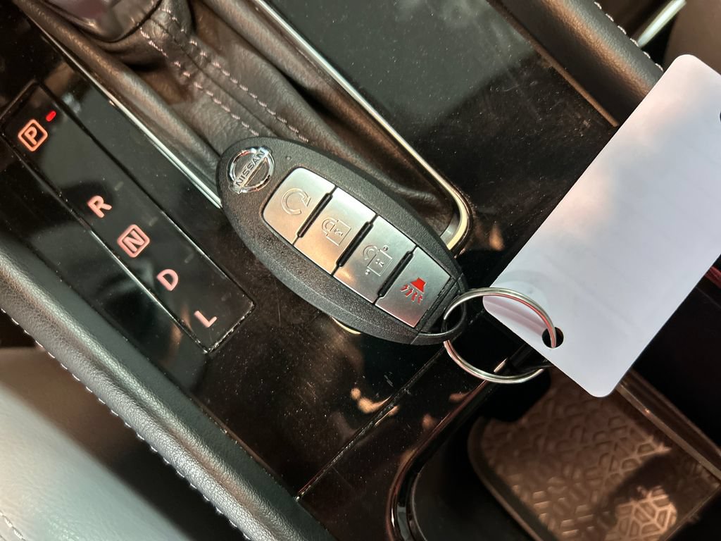 Used 2021 Nissan Kicks SR w/ SR Premium Package FWD image 20