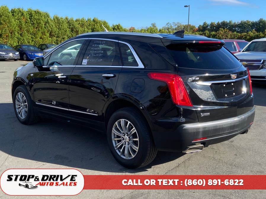Used 2017 Cadillac XT5 Luxury image 3